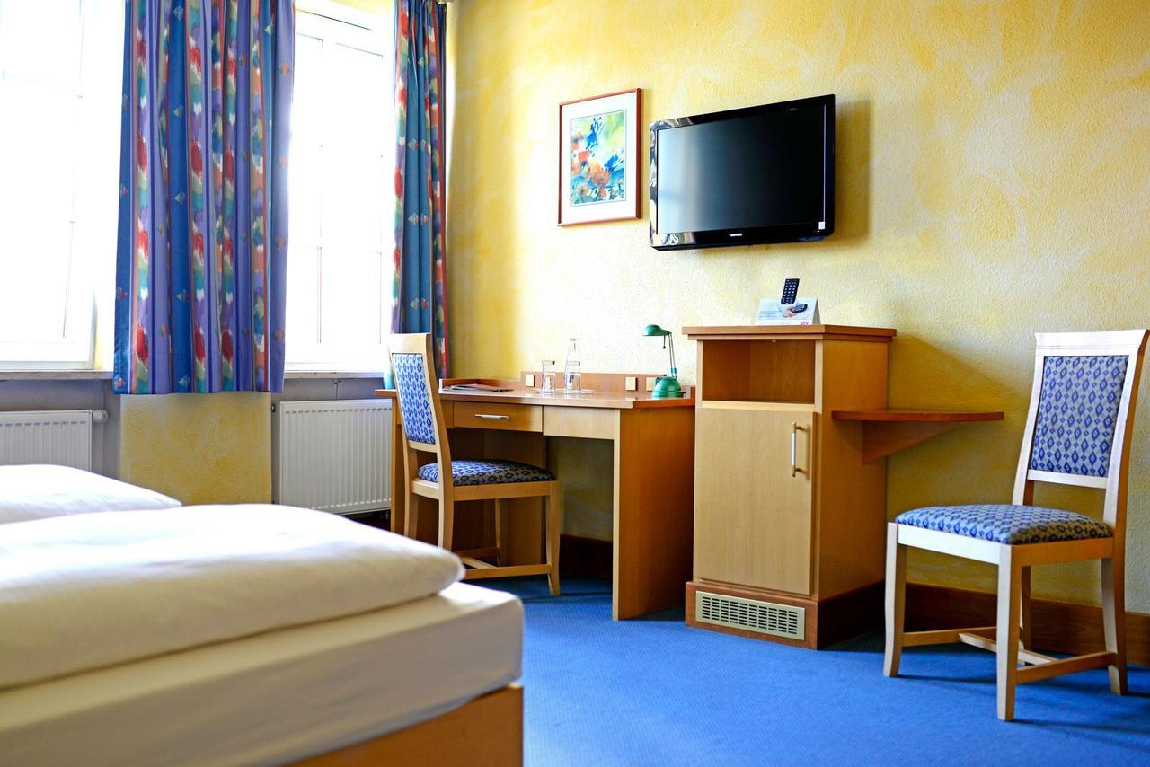 Altstadthotel Hassfurt Gbr ภายนอก รูปภาพ